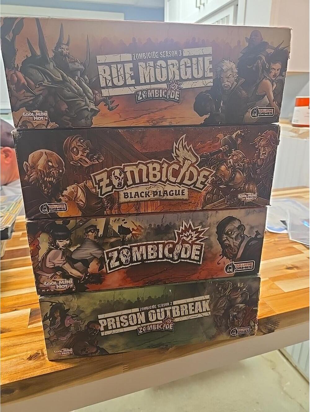Zombicide ,  Black Plague, RUE Morgue , Prison Outbreak 4 GAME LOT Read